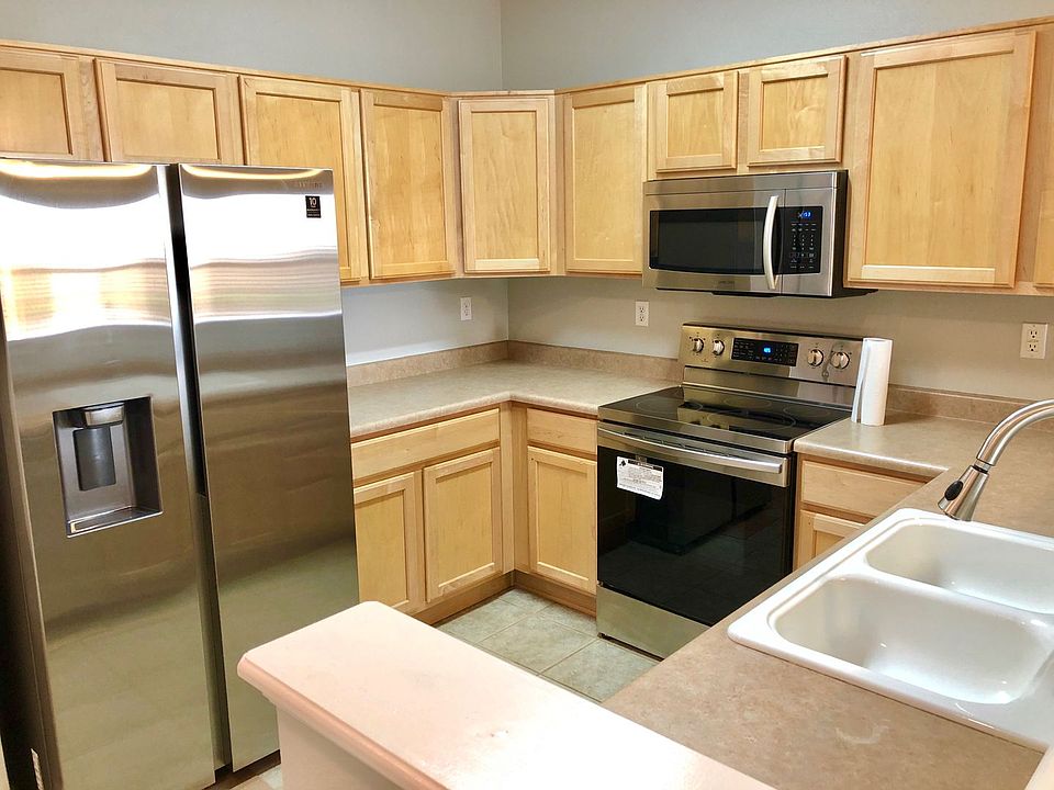 1st image of 203 Lucca Dr