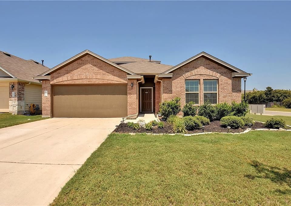 2nd image of 172 Mistflower Ln