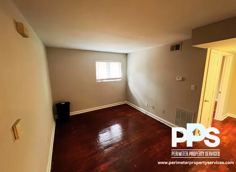 221 Lampkin St NE #6 — Photo 10