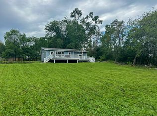 77 Shadow Ln, Hinesburg, VT 05461