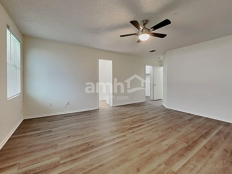 618 Ragwood Rd — Photo 9