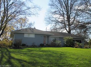 1420 Harden Dr, Barberton, OH 44203