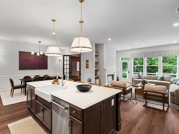 103 River Trail Cir, King Of Prussia, PA 19406