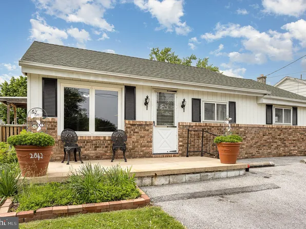 2842 Oakland Rd, Dover, PA 17315