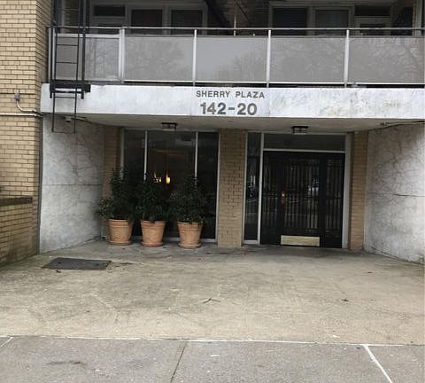 2nd image of 14220 84th Dr APT 2M
