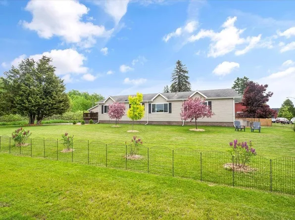 3501 E 1st St, Superior, WI 54880