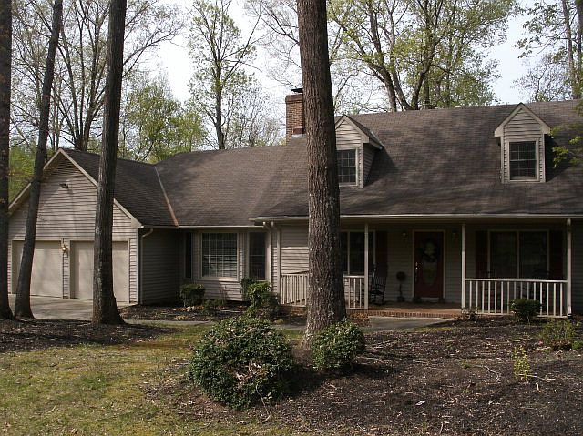 1st image of 905 Wigwam Dr