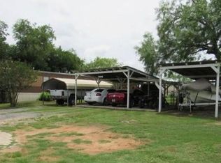 1580 Still Meadow Rd, Seguin, TX 78155
