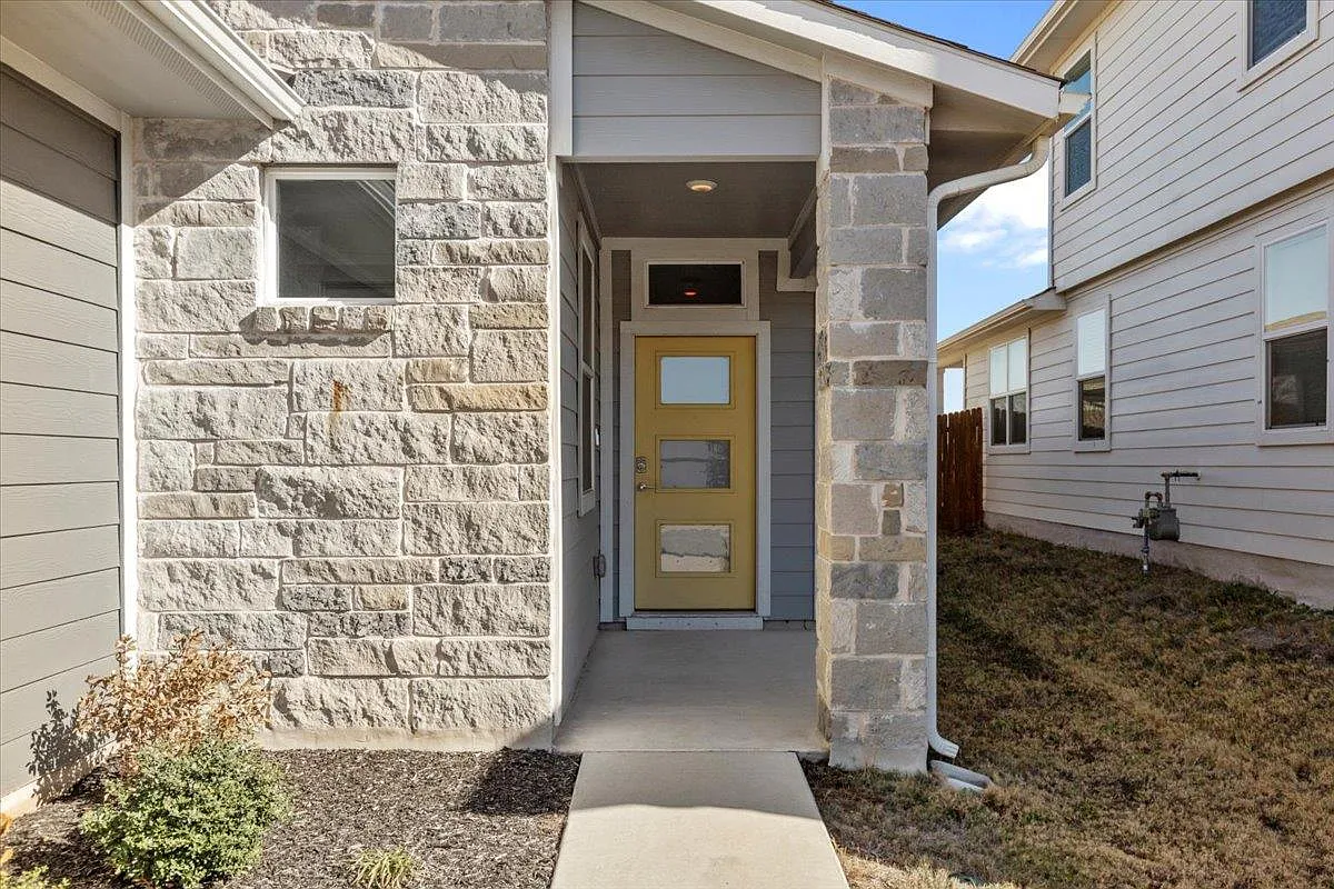 3 bed, 2.0 bath, 1509 sqft, $2,195 — Photo 4