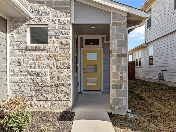 4th image of 7704 Jacobean Way