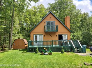 8813 Cloudcrest Dr, Tobyhanna, PA