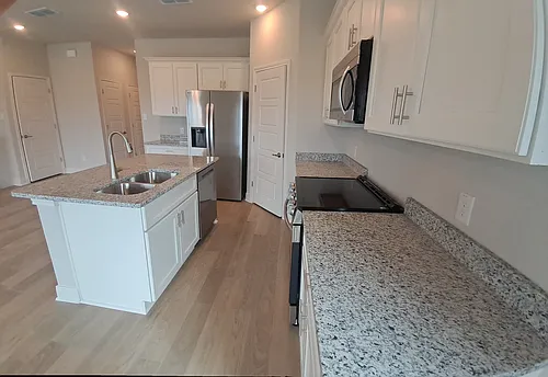 7134 Magnolia Crk #201 Photo 1