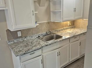 180 Center Rd APT 3, Buffalo, NY 14224