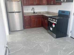 (Undisclosed Address), Oceanside, NY 11572