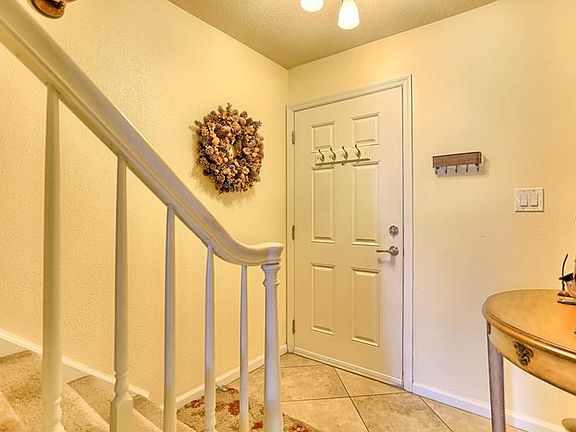3rd image of 4957 Cobia Dr SE