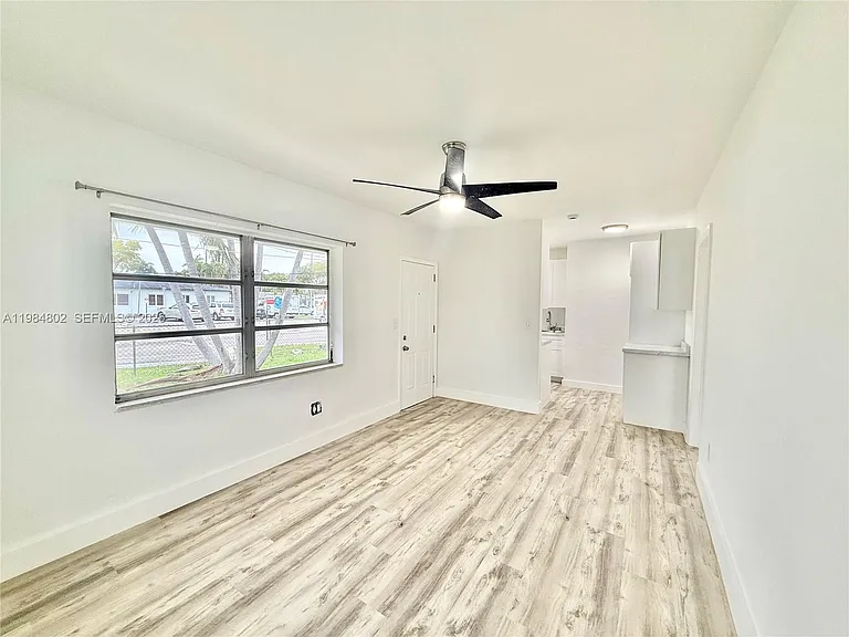 1942 NE 172nd St #1942 — Photo 1