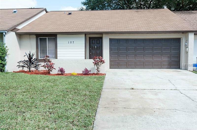 1st image of 107 Long Leaf Pine Ct