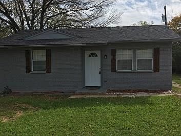 1st image of 1710 Rose Ln