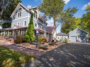 125 Louden Rd, Saratoga Springs, NY 12866