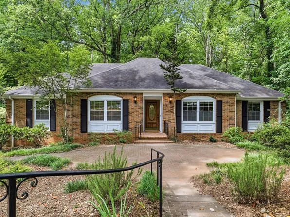 316 Wellington Way, Central, SC 29630