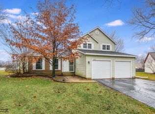 2003 Stallion Ct, Wheaton, IL 60189