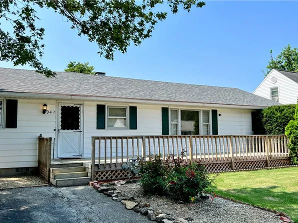 941 Miles St, Illiopolis, IL 62539