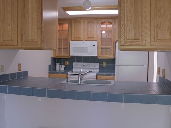3rd image of 1687 Bayridge Way APT 109