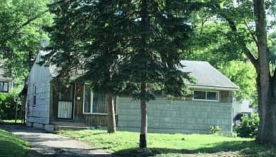 2nd image of 1690 Ferris Rd
