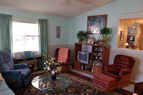 2nd image of 1142 Ben More Dr