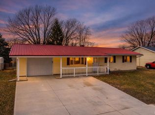 2003 S Phillip Dr, Muncie, IN 47302