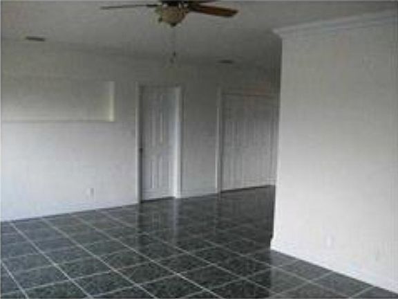 2nd image of 499 W Melrose Cir