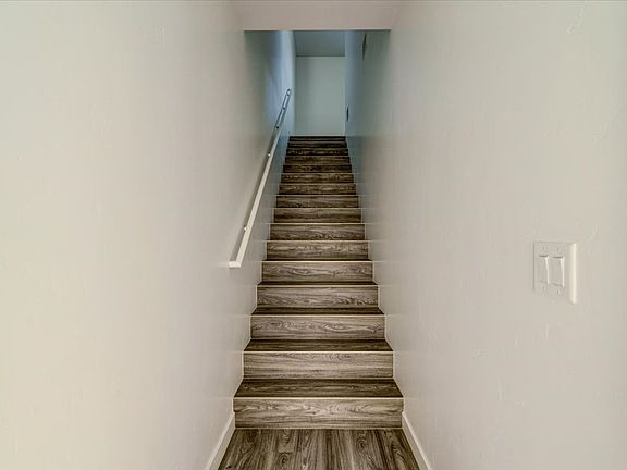 5th image of 2132 Moyo Dr #E102