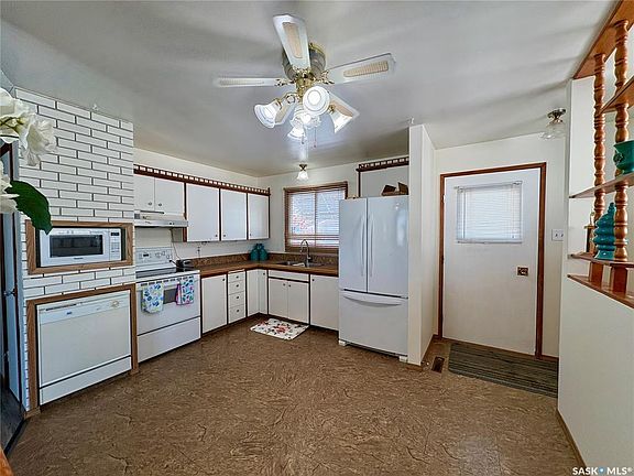 5th image of 480 8th AVENUE SE