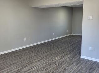 200 Courtland Ave APT 6, Berea, KY 40403