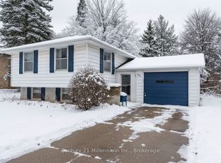 698 Gustavus St, Saugeen Shores, ON N0H 2C4