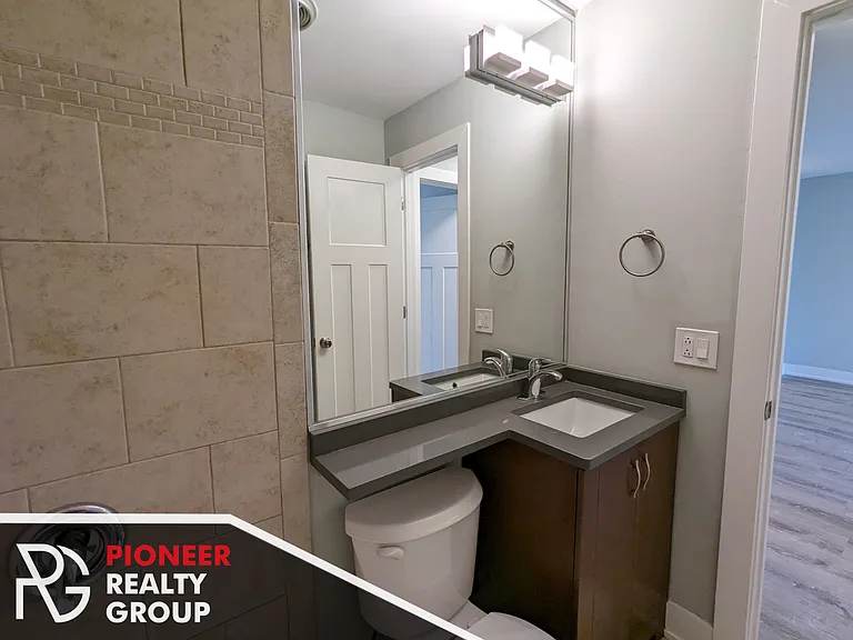 455 W Barry Ave #445-514 — Photo 9