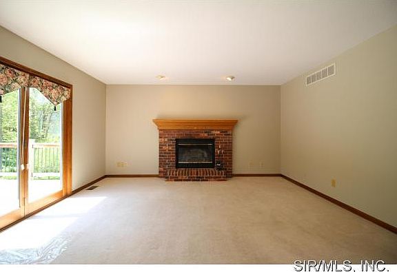 5th image of 6 Ashwood Ct
