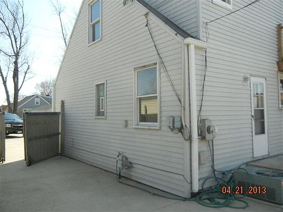 2nd image of 112 Belle Dr