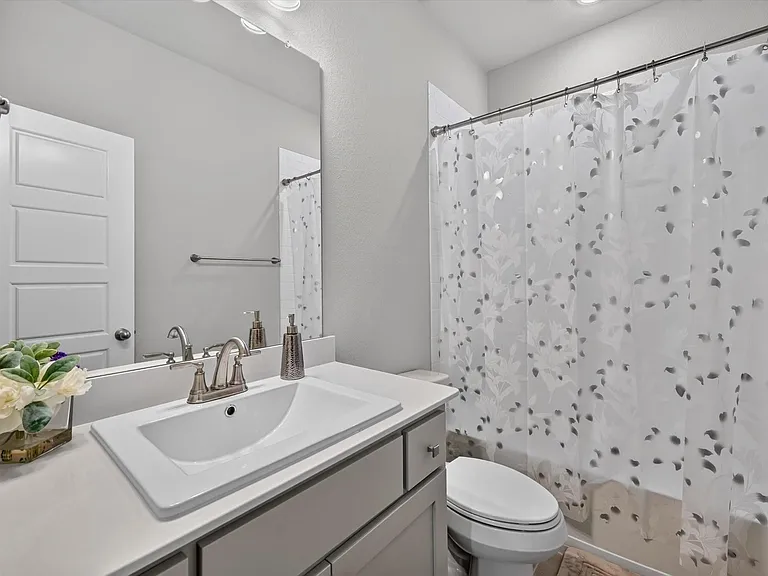 Full bath