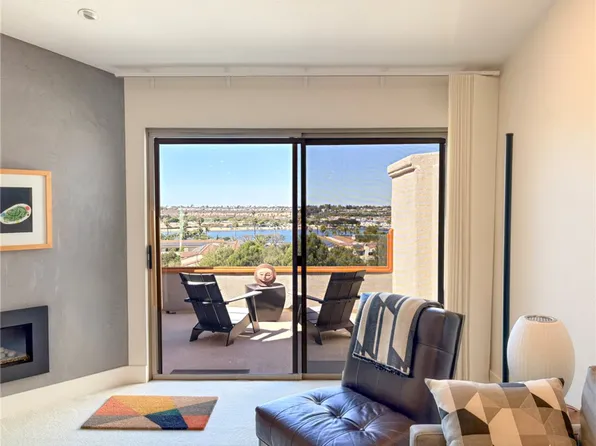 128 Villa Point Dr, Newport Beach, CA 92660