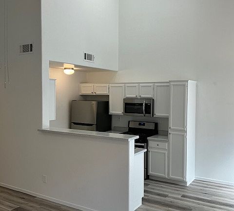 3rd image of 4321 Woodwell St #0