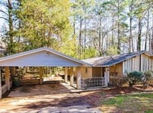 290 Flagstone Dr SW, Atlanta, GA 30331