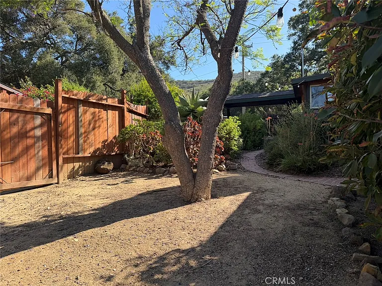 456 S Skyline Dr — Photo 45