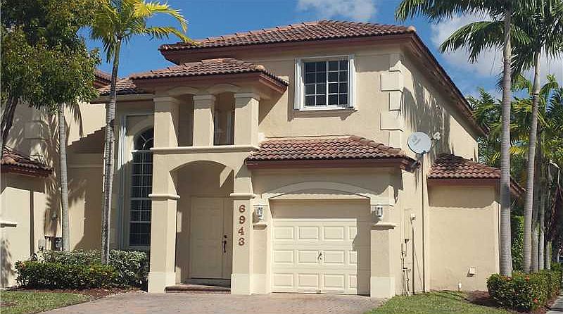 1st image of 6943 NW 115th Ct