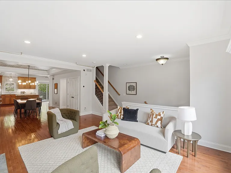 525 Boal St — Photo 27