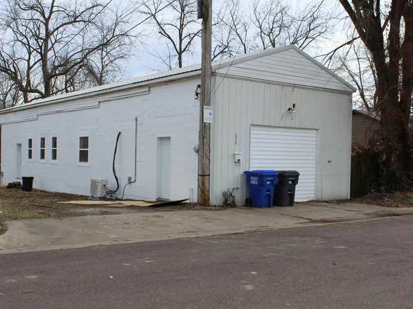 1315 S Porter Ave, Sedalia, MO 65301