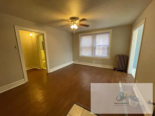 4236 N Broadway St Photo 1