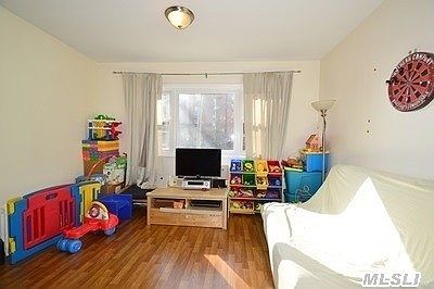 2nd image of 14209 84th Dr