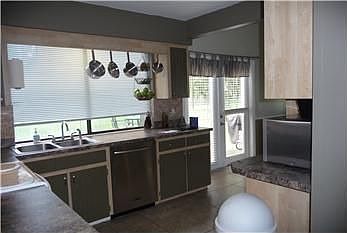 5th image of 5207 Black Birch Trl