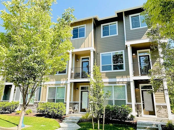 Oregon St Townhomes